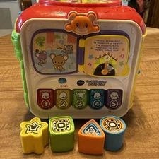 VTech Sort and Discover Activity Cube Shape Sorter Lights Music and Blocks