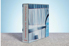 Christo and Jeanne-Claude. L'Arc de Triomphe, Wrapped, Paris COLLECTOR EDITION