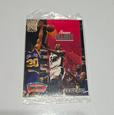 SkyBox 1992-93 Sean Elliott San Antonio Spurs #31 Rookie Basketball Card. rookie card picture