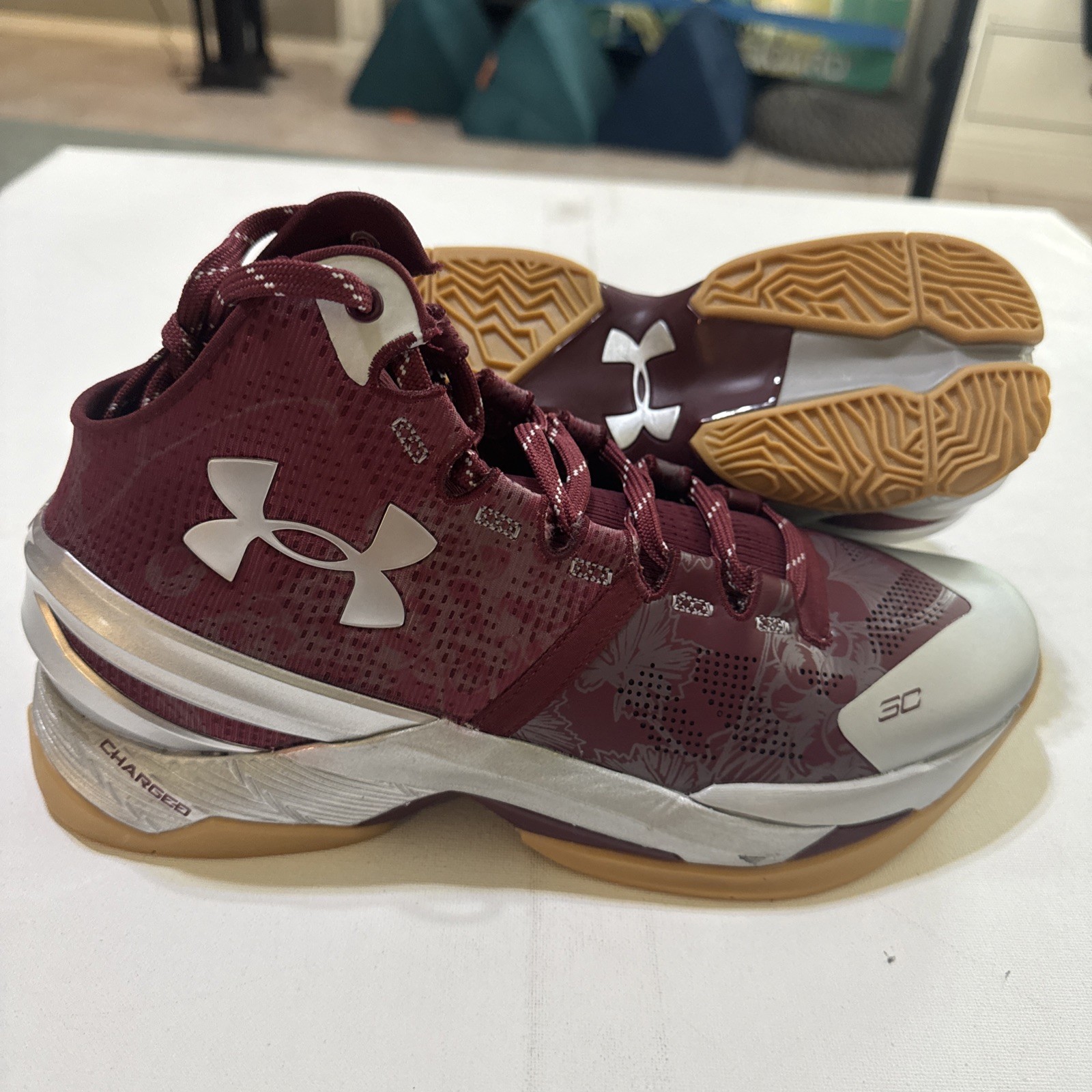 Under Armour Curry 2 Retro UA Domaine Red Silver Gum Men's S