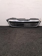 Calandre Peugeot 108