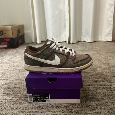 Nike Dunk Paisley Brown Size 8.5 Men s Good Condition 