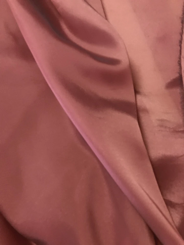 4.0 Yds- MULBERRY MAUVE CHIFFON Semi-Sheer Poly w/subtle Navy Iridescence Fabric - Image 2 of 3