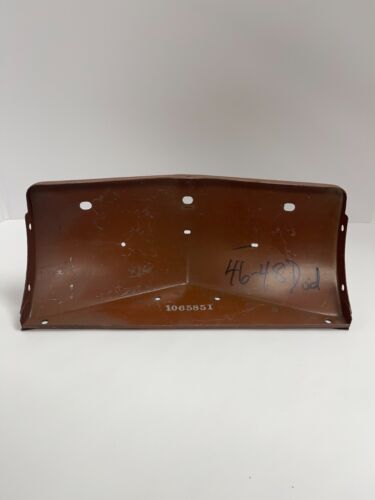 1946-1948 Dodge D-24 Deluxe Custom Front Center Panel 1065851 NOS - Picture 3 of 3