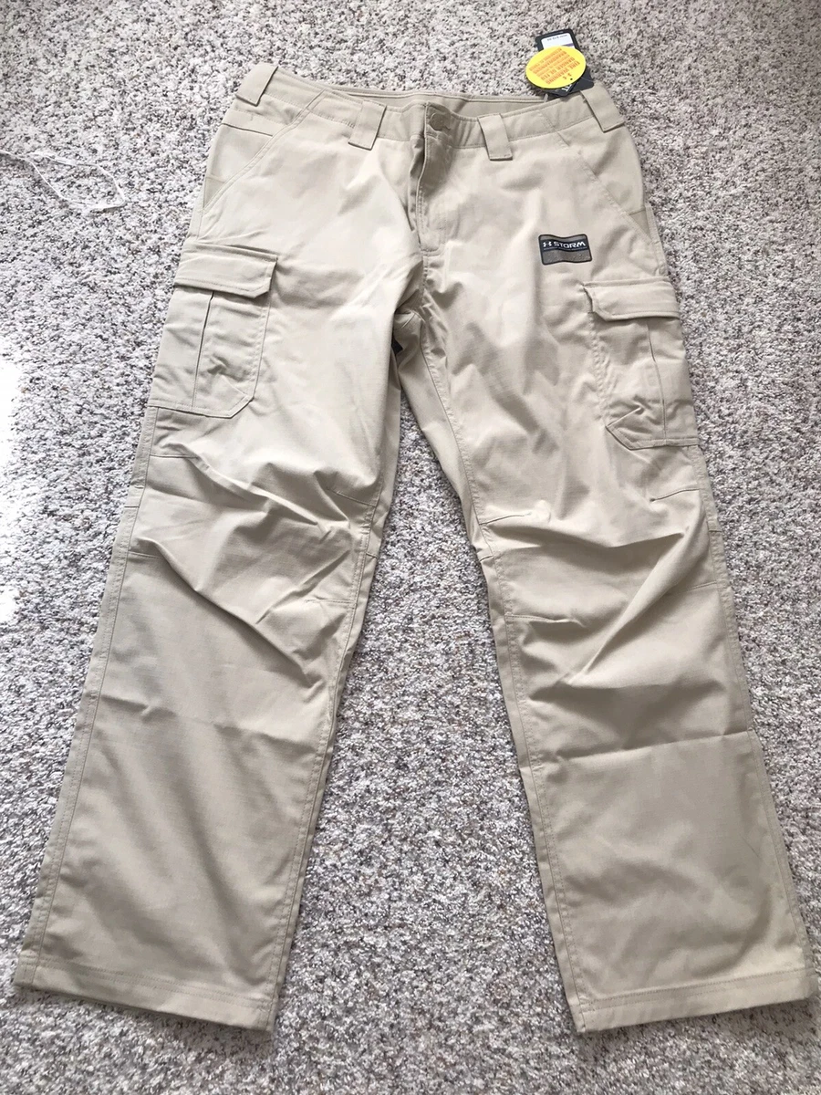 NWT Under Armour Mens Pants Hommes Hombres 38 32 Leg PocketsLight