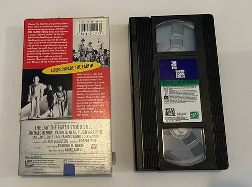 The Day the Earth Stood Still (VHS) - Picture 2 of 2