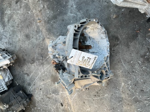 Cambio manuale per modello FIAT GRANDE PUNTO 1.4 turbo benzina 5 marce - Foto 3 di 8