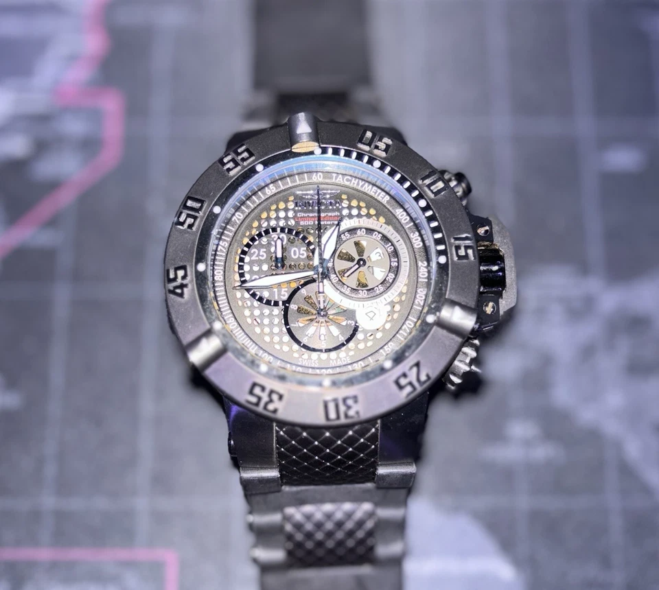 ¡Reloj cronógrafo suizo de titanio Invicta Subaqua Noma III 6043! ¡PESADO! COMO NUEVO Foto 2 de 4