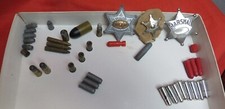 VINTAGE LOT OF MISCELLANEOUS CAP GUN BULLETS/PIECES: HUBLEY MATTEL, 007, FANNER