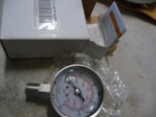 4CFG8 Pressure Gauge,Liquid Filled,2 In 5000 PSI