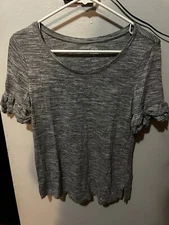 SO Relaxed Shirt Size Med Weathered Gray Ruffle Sleeves