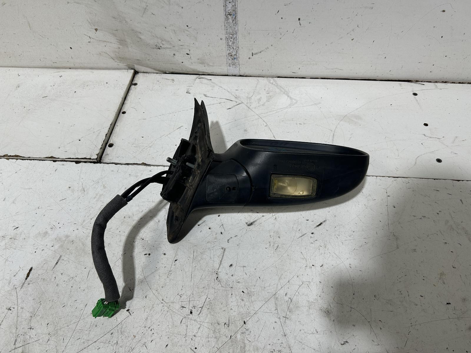 2001 Volvo S70/v70/c70 V70 XC Right Door Mirror 04/2000-12/2007 image 10