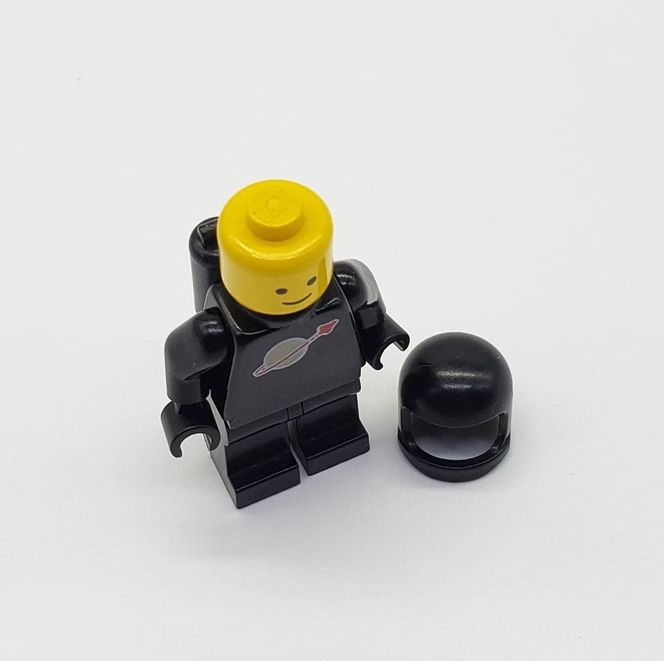 Lego Black Spaceman Minifigure Classic Space Vintage 6702 6882 1558 6971 6985 - Image 3 of 3