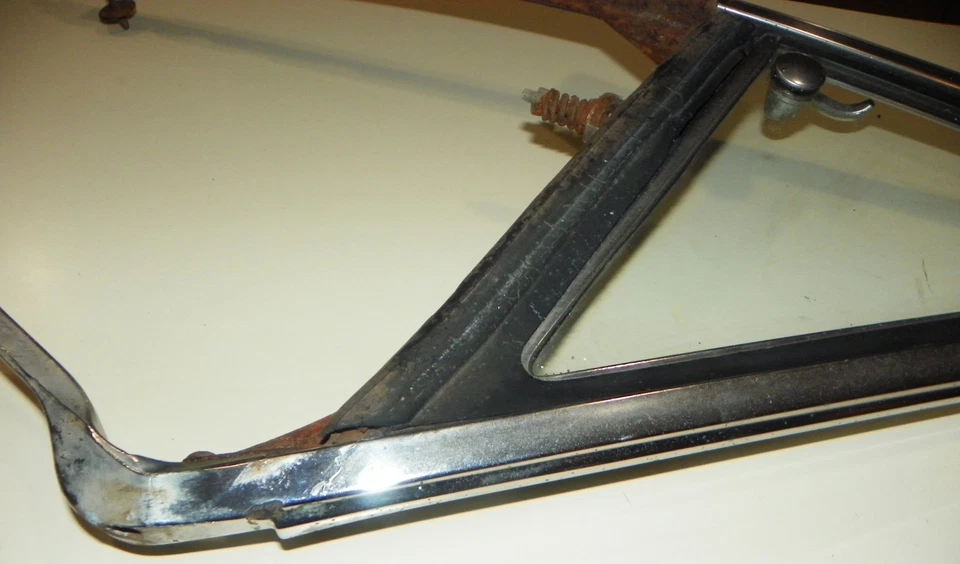 Chevelle GTO 1966 1967 Cutlass Skylark pasajero ventana de ventilación delantera original GM Foto 3 de 4