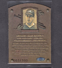 Top 10 Greg Maddux Baseball Cards 14