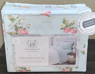 FARMHOUSE by Rachel Ashwell QUEEN Sheet Set Light Blue Strawberries/Wild Berries