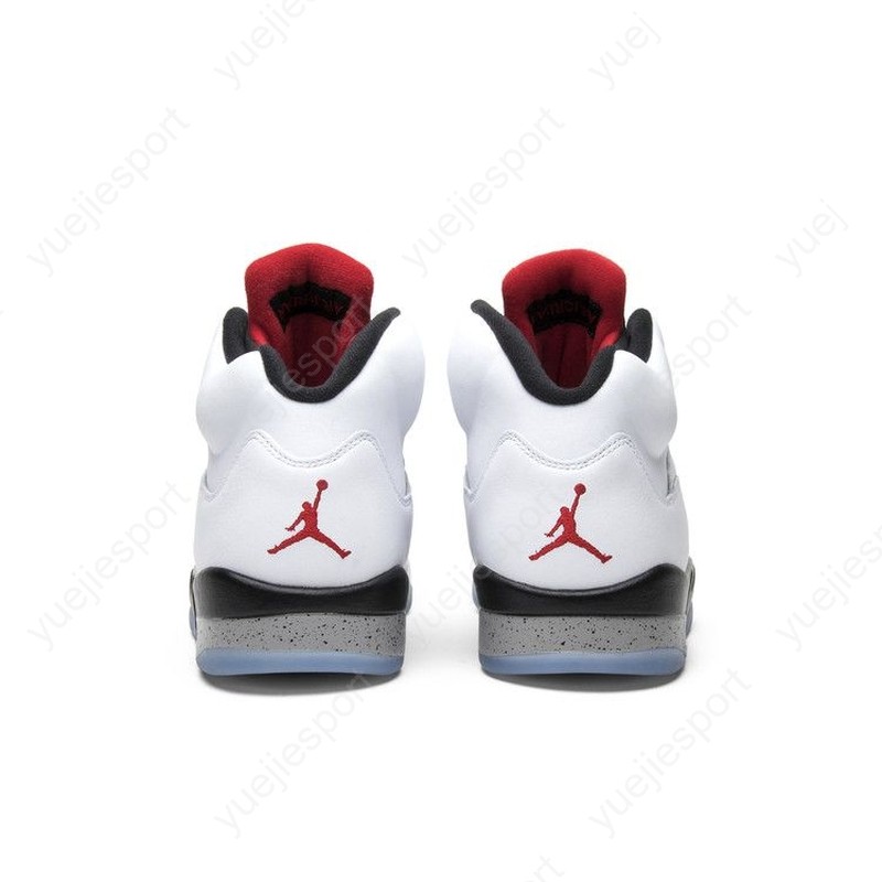 Jordan Air Jordan 5 ホワイトセメント 27cm Jordan Air Jordan 5 ホワイトセメント 27cm Nike Air Jordan 5