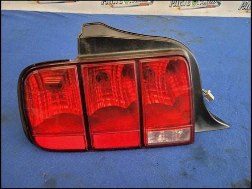 2005-2009 Ford Mustang GT S197 Driver Left Rear Taillight Light Lamp Lens 2696 - Bild 1 von 12
