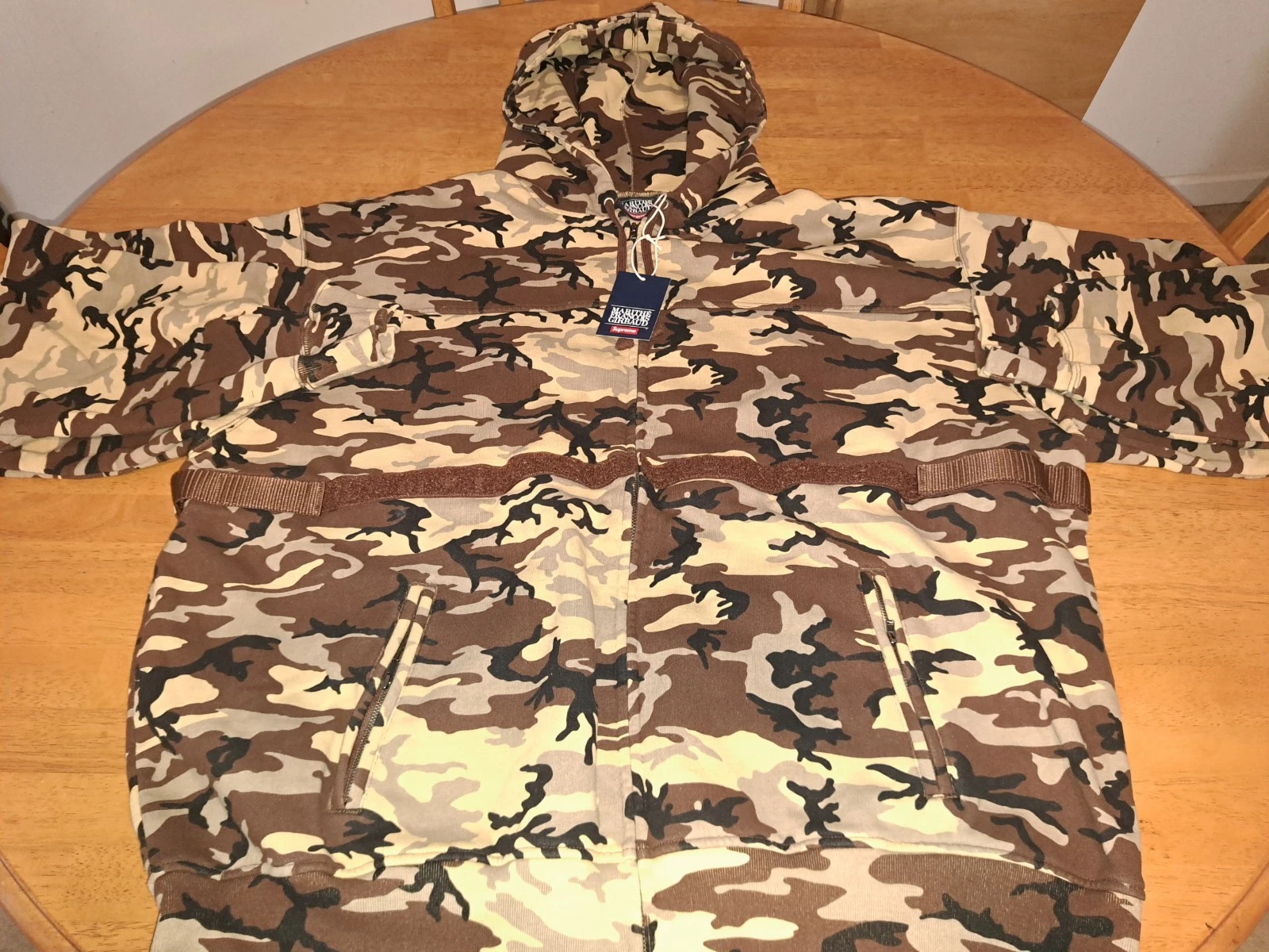 Sweat à capuche zippé camouflage Supreme X Marithe + François Girbaud taille XXL