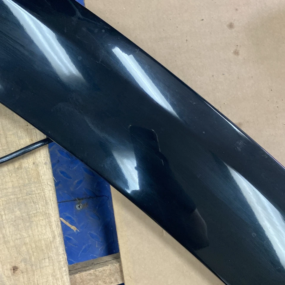 Alerón trasero Subaru Impreza 2008 2009 2010 OEM código de color blanco sedán 32J Foto 4 de 4