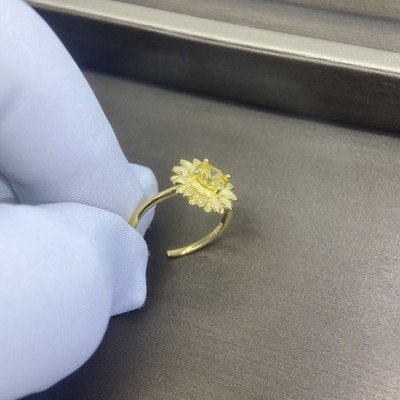 Shining Gilded 3D Daisy Zircon Prong Fashion Open Ring for Women