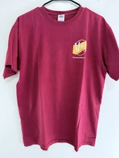 Moe’s Bar & Grill Mechanicsburg PA The Simpsons Size Large Red T-Shirt