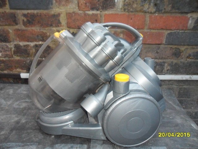 dyson DC08 CYLINDER vacuum cleaner fully refurbished BAGLESS 