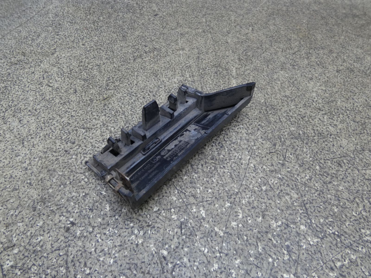 Zierleiste Kotflügel vorne rechts 3G0853992 Blende VW Passat B8 3C 