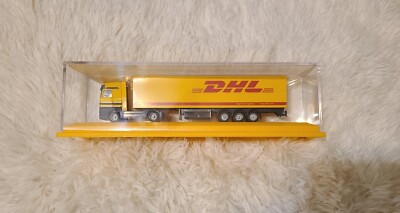 DHL Freight Truck in Case 1/87 Semi Truck & Trailer 7.5'' Collectibles Vintage (1