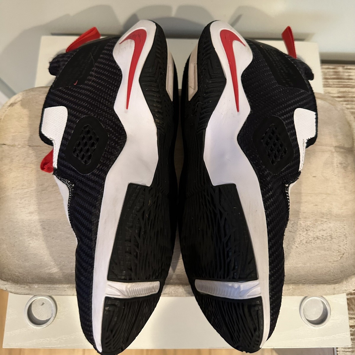 Nike LeBron Soldier XIV GS 14 James Bred Black Red White Youth