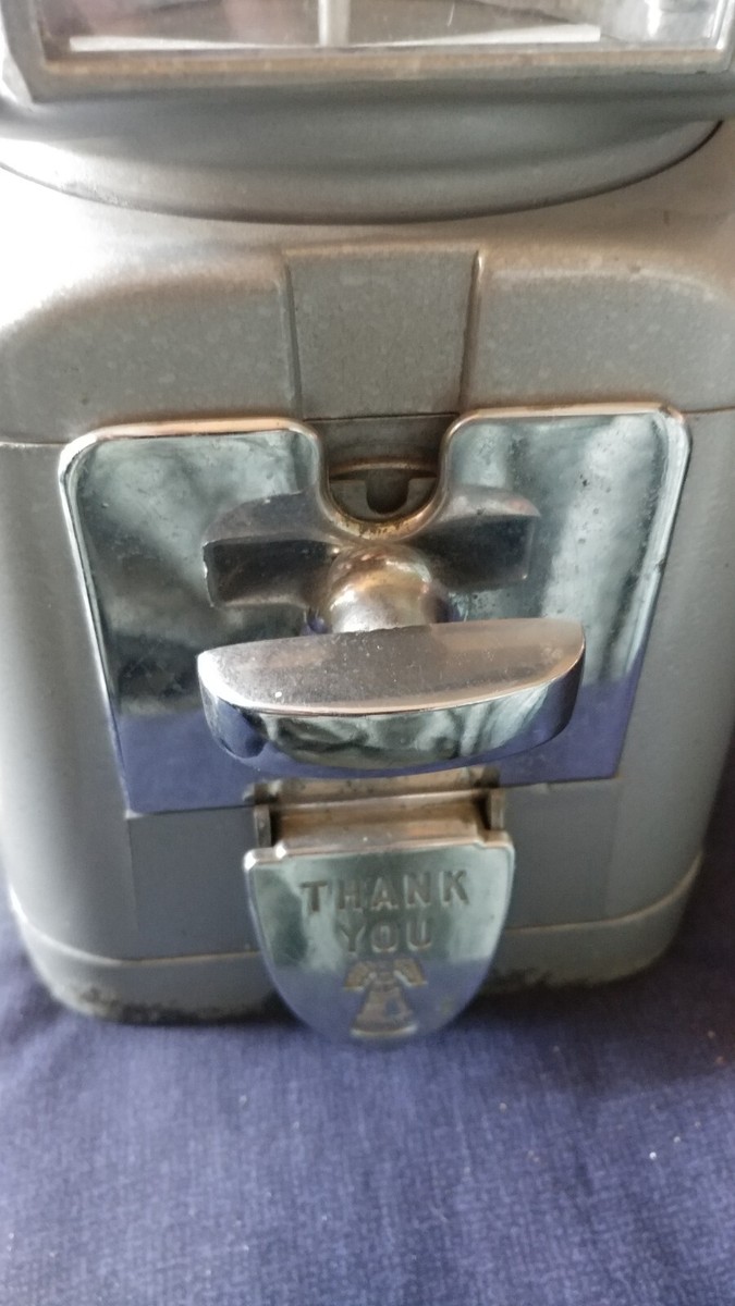 VINTAGE 1950'S BELL NATIONAL 5 CENT GUMBALL / CANDY VENDING