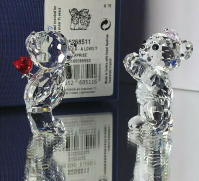 スワロフスキー KRIS BEAR A LOVELY SURPRISE Swarovski Kris Bär Bear Lovely Surprise 2017 - 2019 OVP NEU
