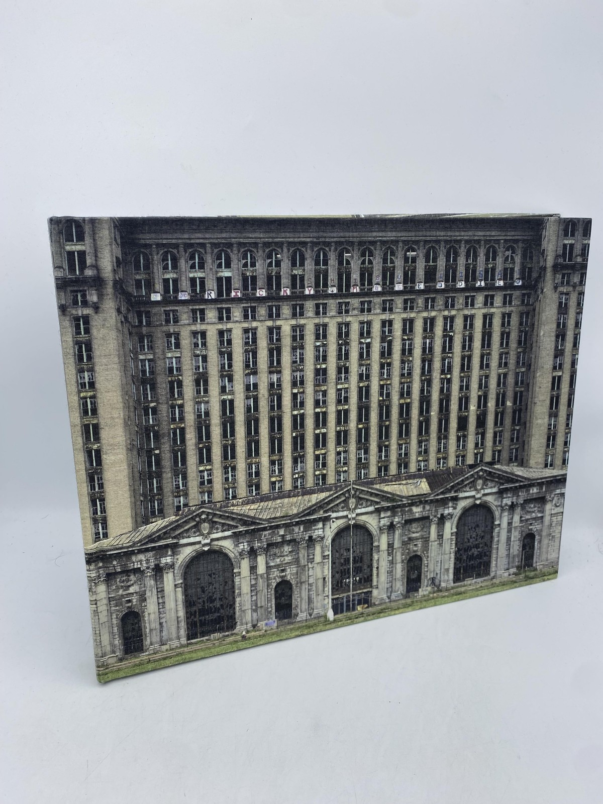 The Ruins of Detroit Marchand, Yves 9783869300429 Steidl First Edition Hardcover