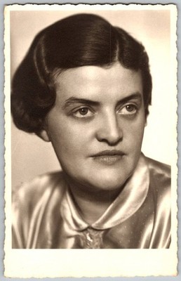Vtg RPPC Postcard Portrait Of Woman, Foto Paul Sussli Studio Koblenz, DE 1930s