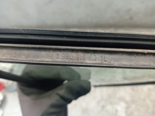 Dreieckscheibe links hinten für BMW 3 (E36) 318I 1960915 - Bild 5 von 7