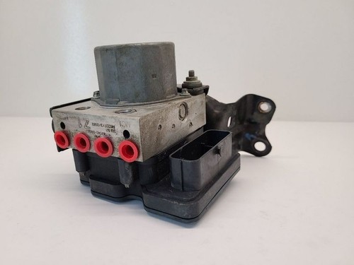2013 Toyota Camry ABS Anti Lock Brake Actuator Pump Assembly; ID 44540-06080 OEM - Picture 5 of 9