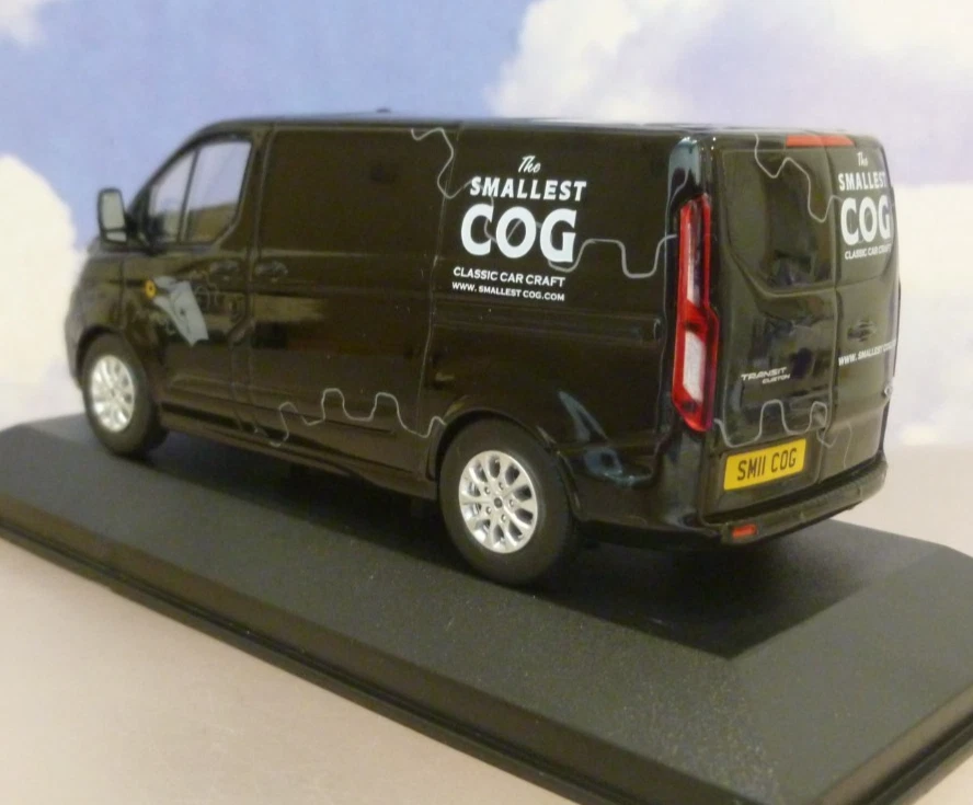 VANGUARD 1/43 2022 FORD TRANSIT 300L1 RICHARD HAMMOND SMALLEST COG BLACK VA15105 - Image 4 of 4
