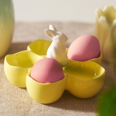Easter Rabbit Egg Cup Holder, Adorable Bunny Ceramic 5 Yellow Poached Egg Cup