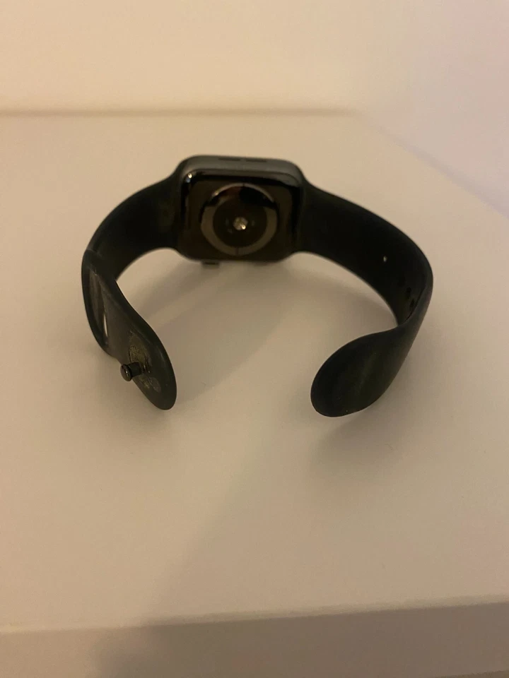 Apple Watch Series 5, foto 3 di 4