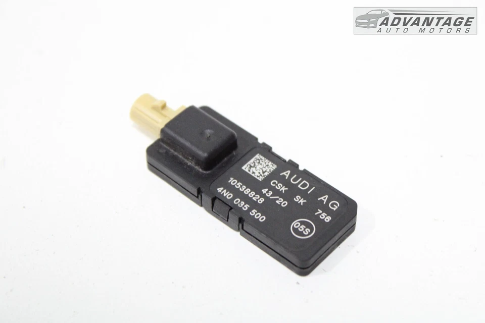 Amplificador antena radio móvil frontal AUDI A5 QUATTRO 2018-2023 OEM Foto 2 de 4