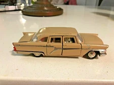 1:43 VINTAGE SOVIET RUSSIAN USSR RARE GAZ-13 CHAIKA BEIGE LIMO