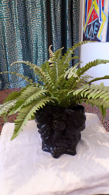 Vase woman's face, black ceramic, Italy ca. 90s; excellent condition, h.20 cm T