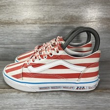 Vans x Where's Waldo Old Skool Shoes White Red Low Top Sneakers Youth Size 2.5