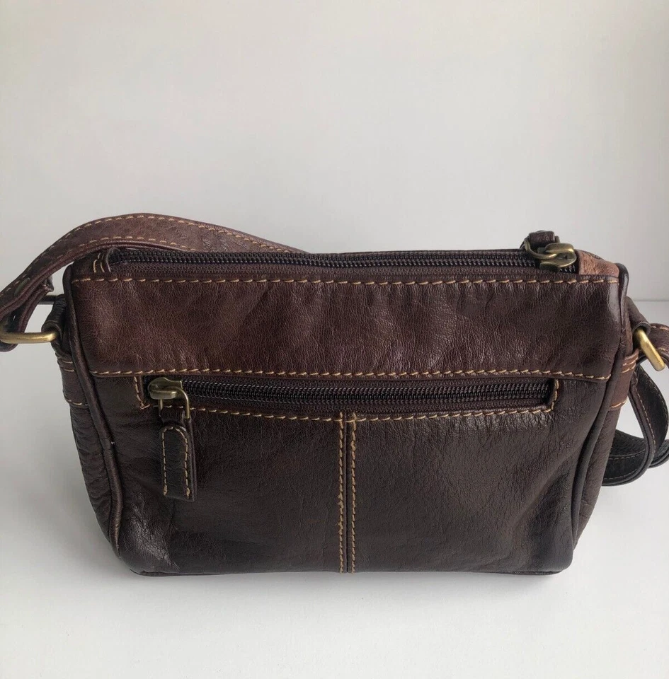 C&A Damen Tasche Umhängetasche Crossbody Braun Leder  - Bild 4 von 4