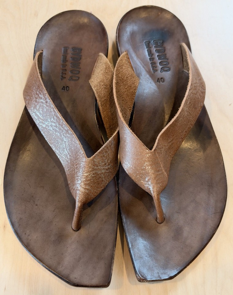 Cydwoq Handmade Leather Thong Sandals 40 - Metallic Bronze Boho Flip Flops US 10