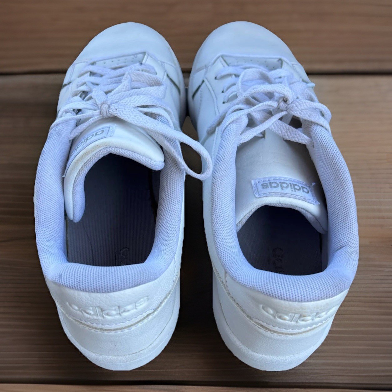 Adidas Advantage White Leather Sneakers Size 10.5 Comfort Casual Low Tennis