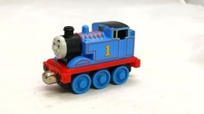 Thomas Friends Thomas 2002 Take N Play Along Train Tank Engine Diecast Metal