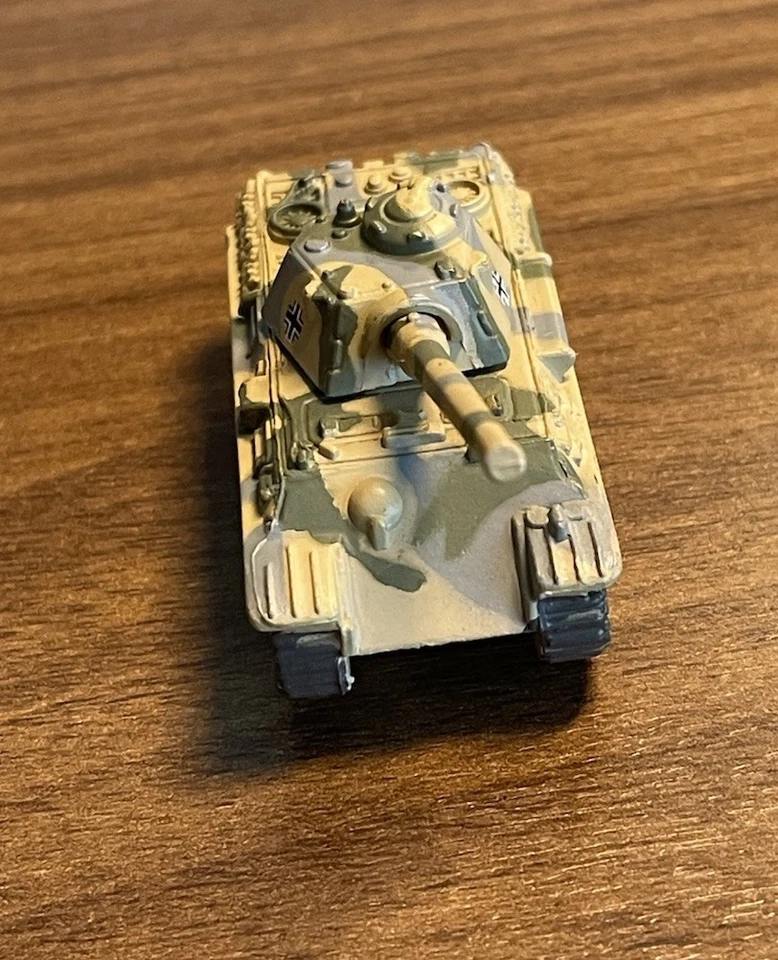 1994 Micro Machine German WWII Panther Tank in Desert Camouflage Camo Military - Image 2 of 4
