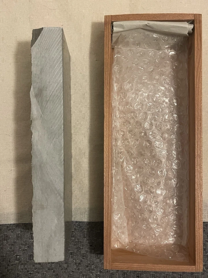 Japanese Natural Whetstone 1222g Shohonyama 正本山合砥 Lv 5.0 Grit 12000 - Image 3 of 4