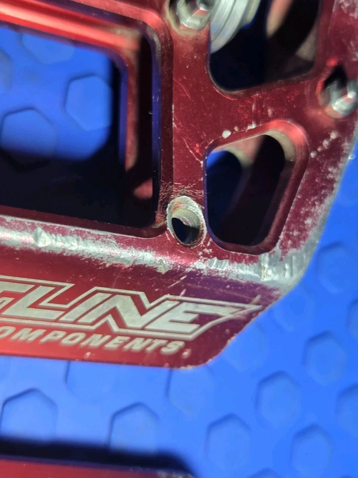 Pedales de descenso Straitline Defacto de colección rojos Foto 3 de 4